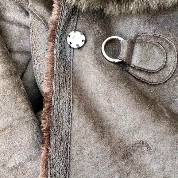Nuage Taupe Faux Shearling Coat - Picture 10 of 11